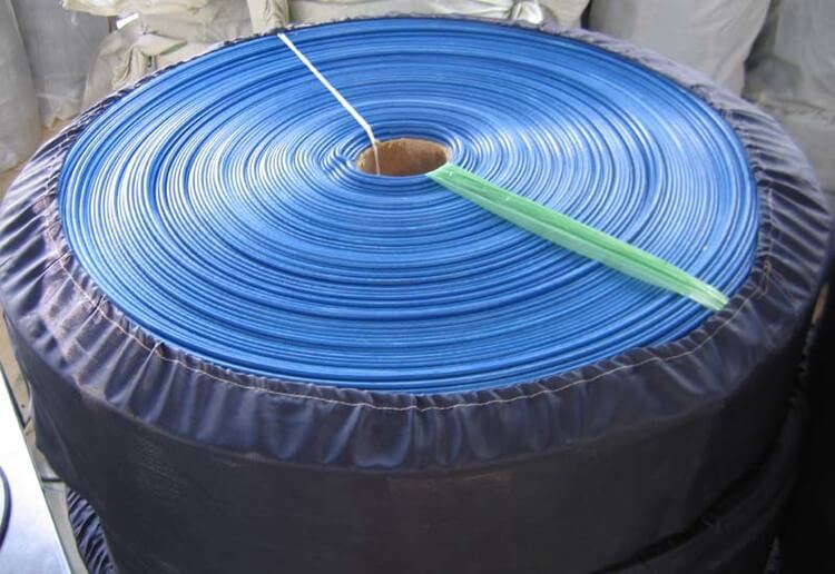 Packaging of flexible plastic discharge hose